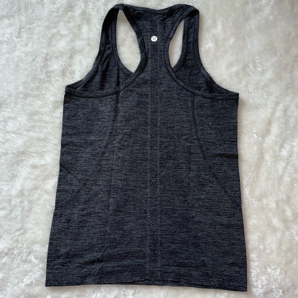 Swiftly Tech Racerback Tank Top Size 6 Grey